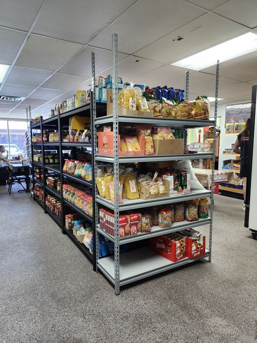 Grocery aisle at Red Rock Deli